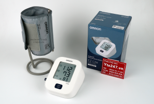 Máy đo huyết áp Omron 7183 T1
